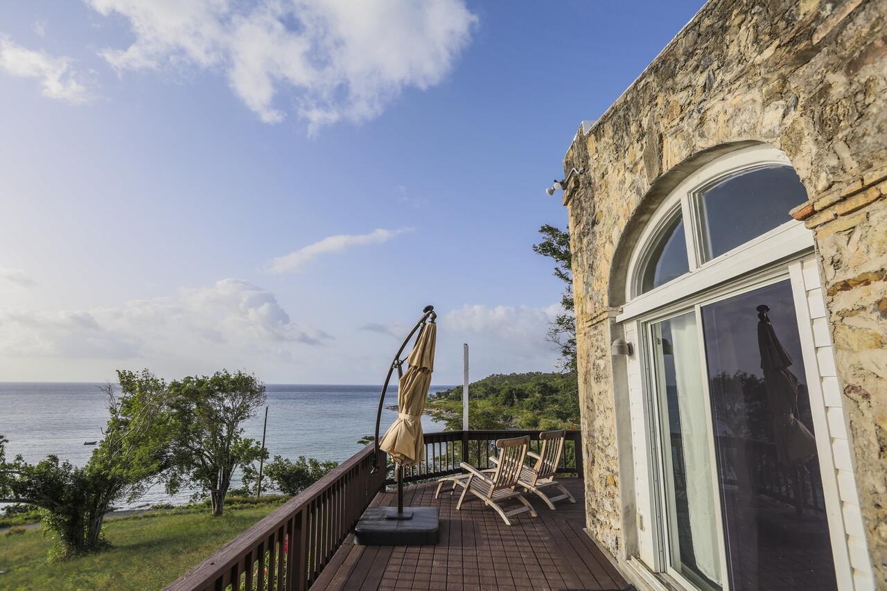 Feather Leaf Inn Frederiksted Exterior photo